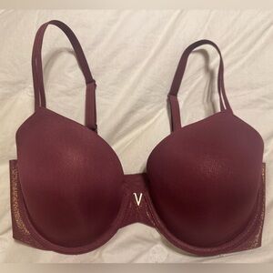 Victoria’s Secret Maroon Bra